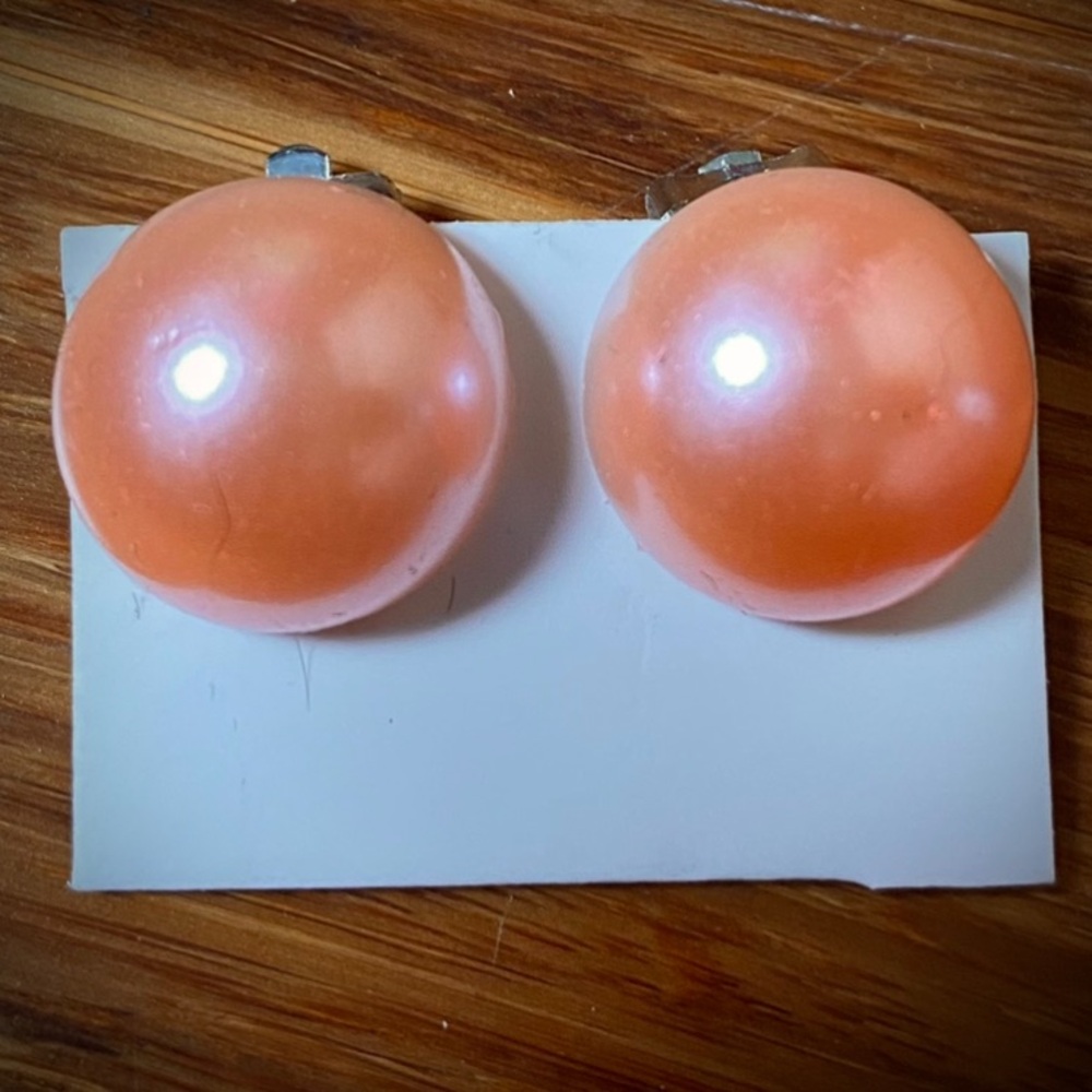Vintage Peach / Orange Pearl Bead Clip-On Earrings